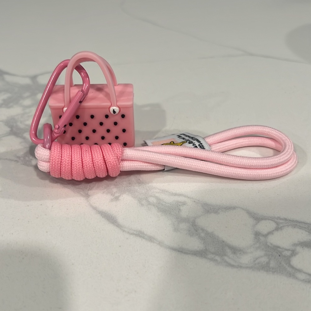 Cute💕PINK Keychain - Picture 12 of 16